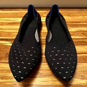 Rothy’s black & cream The Point ballet flats size 11